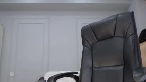 Snapshot of nellybreeze chatting on December 2024 03:47:02 AM Nelly online show from December 2024 03:47:02 AM