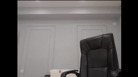 Snapshot of nellybreeze chatting on March 2025 06:15:02 AM Nelly online show from March 2025 06:15:02 AM