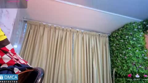 Salome Nena cupcake online show from May 2026 11:07:02 AM