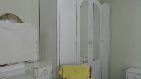 Snapshot of nenvol1 chatting on February 2025 01:14:01 PM better ask online show from February 2025 01:14:01 PM