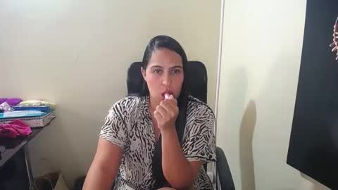 kelly lopez online show from December 2024 07:41:02 PM