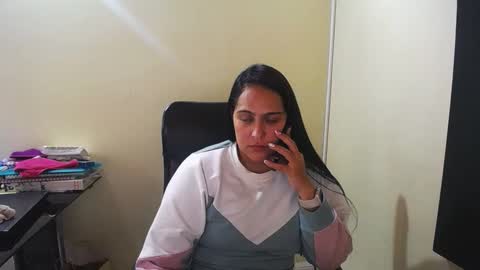 kelly lopez online show from December 2024 05:00:02 PM