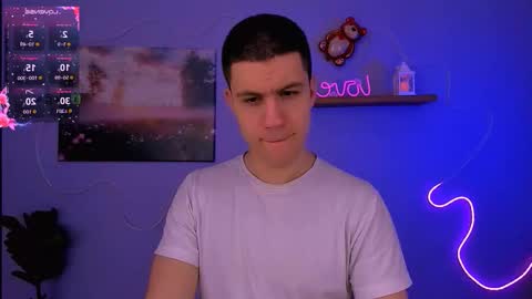 neo_raze_ online show from March 2026 08:45:02 PM