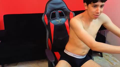 just Daniel  online show from December 2025 07:43:02 PM