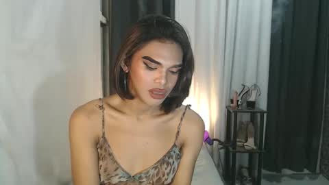 neomi online show from February 2026 06:12:02 PM