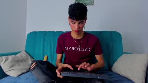 Snapshot of neoraptis chatting on January 2025 08:14:01 PM NeoRaptis jhonatan online show from January 2025 08:14:01 PM