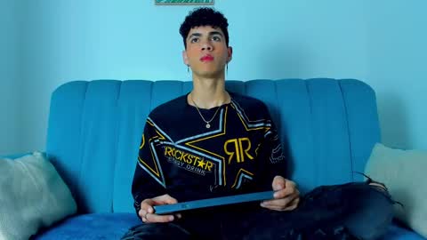 Snapshot of neoraptis chatting on March 2025 08:48:01 PM NeoRaptis jhonatan online show from March 2025 08:48:01 PM