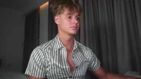 Snapshot of neoverse chatting on March 2026 11:21:02 AM Sonya online show from March 2026 11:21:02 AM