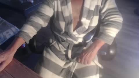 Snapshot of neptun1965 chatting on February 2025 08:27:02 AM neptun1965 online show from February 2025 08:27:02 AM