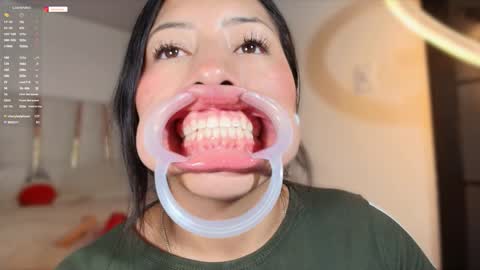 Snapshot of nerak_a chatting on December 2024 08:33:01 PM Helena Every Friday new video for my fan club loves online show from December 2024 08:33:01 PM