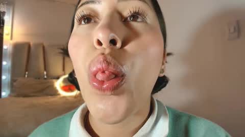 Snapshot of nerak_a chatting on January 2025 12:28:01 AM Helena Every Friday new video for my fan club loves online show from January 2025 12:28:01 AM