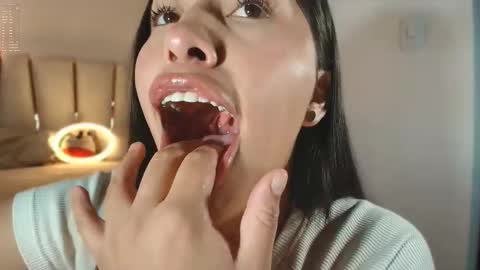 Snapshot of nerak_a chatting on February 2025 02:51:02 AM Helena Every Friday new video for my fan club loves online show from February 2025 02:51:02 AM