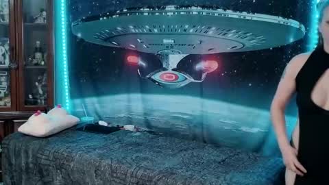 Snapshot of nerdsondisplay chatting on March 2026 11:00:01 PM The Silk Glove Mistress online show from March 2026 11:00:01 PM