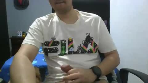 Snapshot of nerdxxx94 chatting on February 2026 04:39:01 AM MrBull online show from February 2026 04:39:01 AM