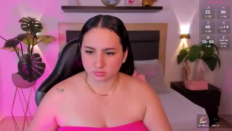 N E R E A online show from December 2025 03:01:02 AM