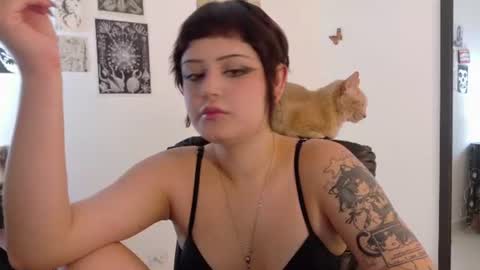 Snapshot of neurotic_witch chatting on August 2026 09:15:02 AM Mar online show from August 2026 09:15:02 AM