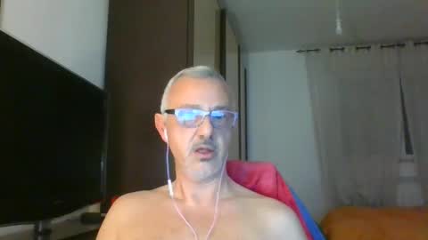 nevenerabis online show from December 2024 10:47:01 PM