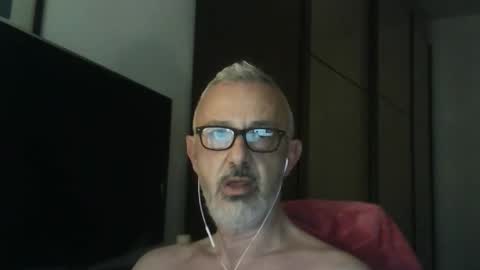 nevenerabis online show from April 2026 07:11:01 PM