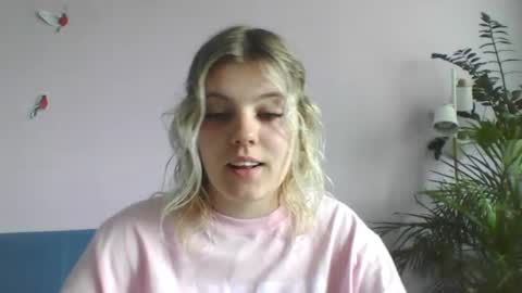 Snapshot of never_enoughh chatting on July 2026 07:00:01 AM never_enoughh online show from July 2026 07:00:01 AM