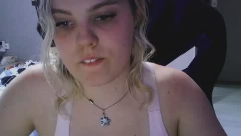 Snapshot of never_enoughh chatting on July 2026 04:39:33 PM never_enoughh online show from July 2026 04:39:33 PM