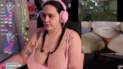 Snapshot of nevermakeawish chatting on February 2025 06:54:02 PM Wishs Playground online show from February 2025 06:54:02 PM