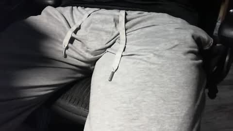 Snapshot of nevrsaynevr2000 chatting on September 2025 08:31:02 PM nevrsaynevr2000 online show from September 2025 08:31:02 PM