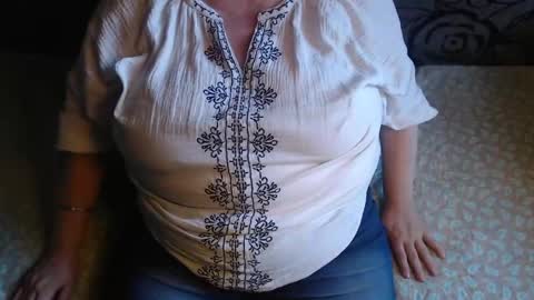 Lilly  online show from May 2026 04:13:02 PM