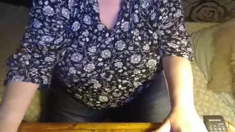 Lilly  online show from May 2026 02:28:02 AM