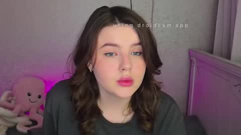 Rina online show from September 2025 07:06:02 PM