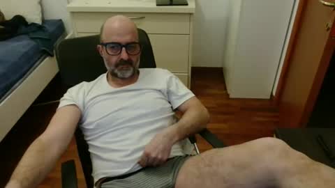 simi online show from February 2026 07:50:02 PM