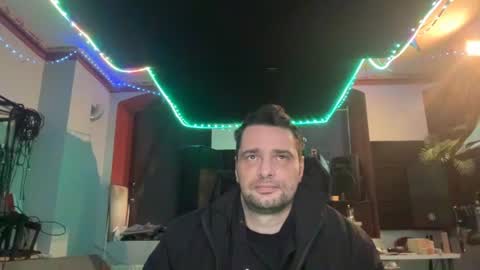 Snapshot of newcouple2023 chatting on December 2025 09:29:02 AM newguy2025 online show from December 2025 09:29:02 AM