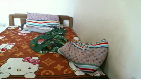 Lucy Pearl online show from January 2025 08:15:01 AM