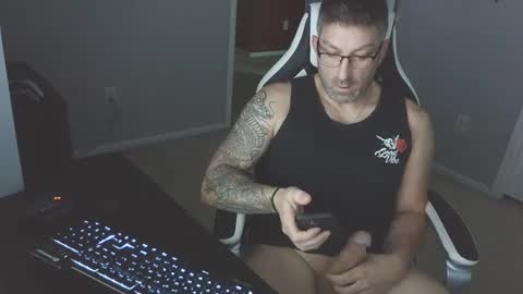 Snapshot of newevo chatting on September 2025 02:28:02 PM newevo online show from September 2025 02:28:02 PM