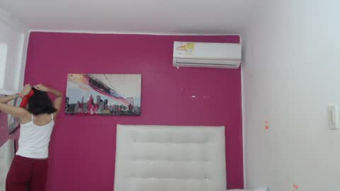 Snapshot of nextdoor_fantasy chatting on January 2025 03:22:02 AM nextdoor_fantasy online show from January 2025 03:22:02 AM