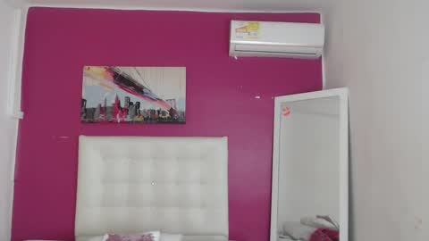 Snapshot of nextdoor_fantasy chatting on September 2025 03:22:01 AM nextdoor_fantasy online show from September 2025 03:22:01 AM