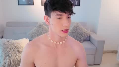   online show from January 2026 04:00:01 PM