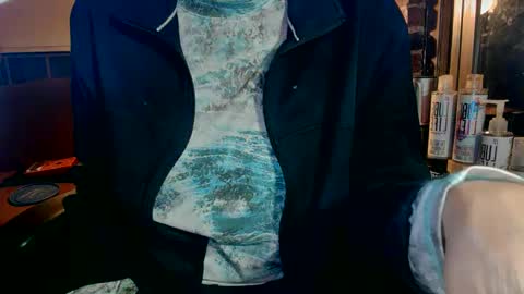 Snapshot of nfgwholoves2cum chatting on January 2025 11:54:01 PM NFG Nice Friendly Guy Dick online show from January 2025 11:54:01 PM