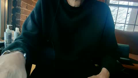 Snapshot of nfgwholoves2cum chatting on February 2025 09:22:01 PM NFG Nice Friendly Guy Dick online show from February 2025 09:22:01 PM