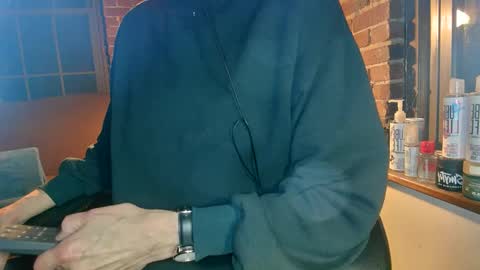 Snapshot of nfgwholoves2cum chatting on February 2025 10:54:01 PM NFG Nice Friendly Guy Dick online show from February 2025 10:54:01 PM