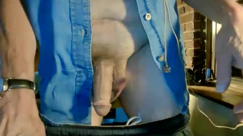 Snapshot of nfgwholoves2cum chatting on September 2025 02:26:02 AM NFG Nice Friendly Guy Dick online show from September 2025 02:26:02 AM