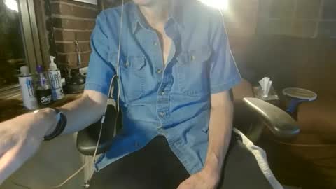 Snapshot of nfgwholoves2cum chatting on October 2025 11:12:02 PM NFG Nice Friendly Guy Dick online show from October 2025 11:12:02 PM