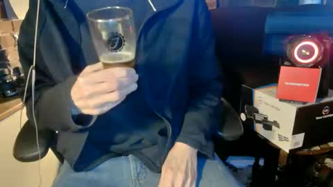 Snapshot of nfgwholoves2cum chatting on February 2026 03:55:02 AM NFG Nice Friendly Guy Dick online show from February 2026 03:55:02 AM