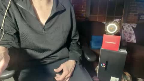 Snapshot of nfgwholoves2cum chatting on February 2026 03:02:02 AM NFG Nice Friendly Guy Dick online show from February 2026 03:02:02 AM