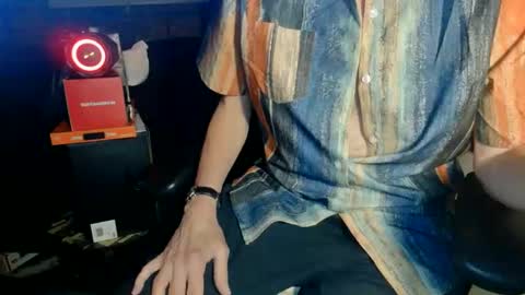 Snapshot of nfgwholoves2cum chatting on February 2026 02:34:02 AM NFG Nice Friendly Guy Dick online show from February 2026 02:34:02 AM