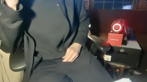 Snapshot of nfgwholoves2cum chatting on February 2026 04:01:02 AM NFG Nice Friendly Guy Dick online show from February 2026 04:01:02 AM