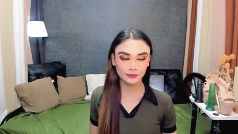 hottie nicole online show from September 2025 11:40:01 PM