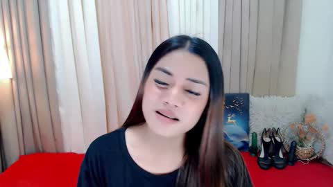 hottie nicole online show from December 2025 12:15:01 AM