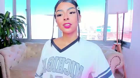 Nia Malkova online show from March 2026 01:24:01 PM