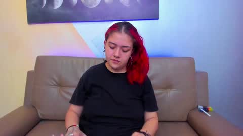 Snapshot of nia_stark chatting on January 2025 02:58:01 PM Estefani online show from January 2025 02:58:01 PM