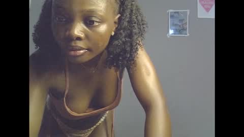 Niababy5 online show from January 2026 05:39:01 PM